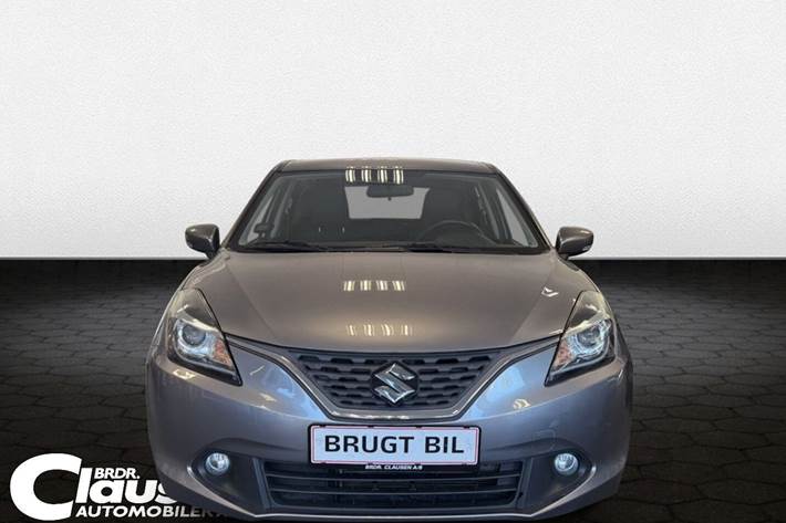 Grå Suzuki Baleno fra 2019