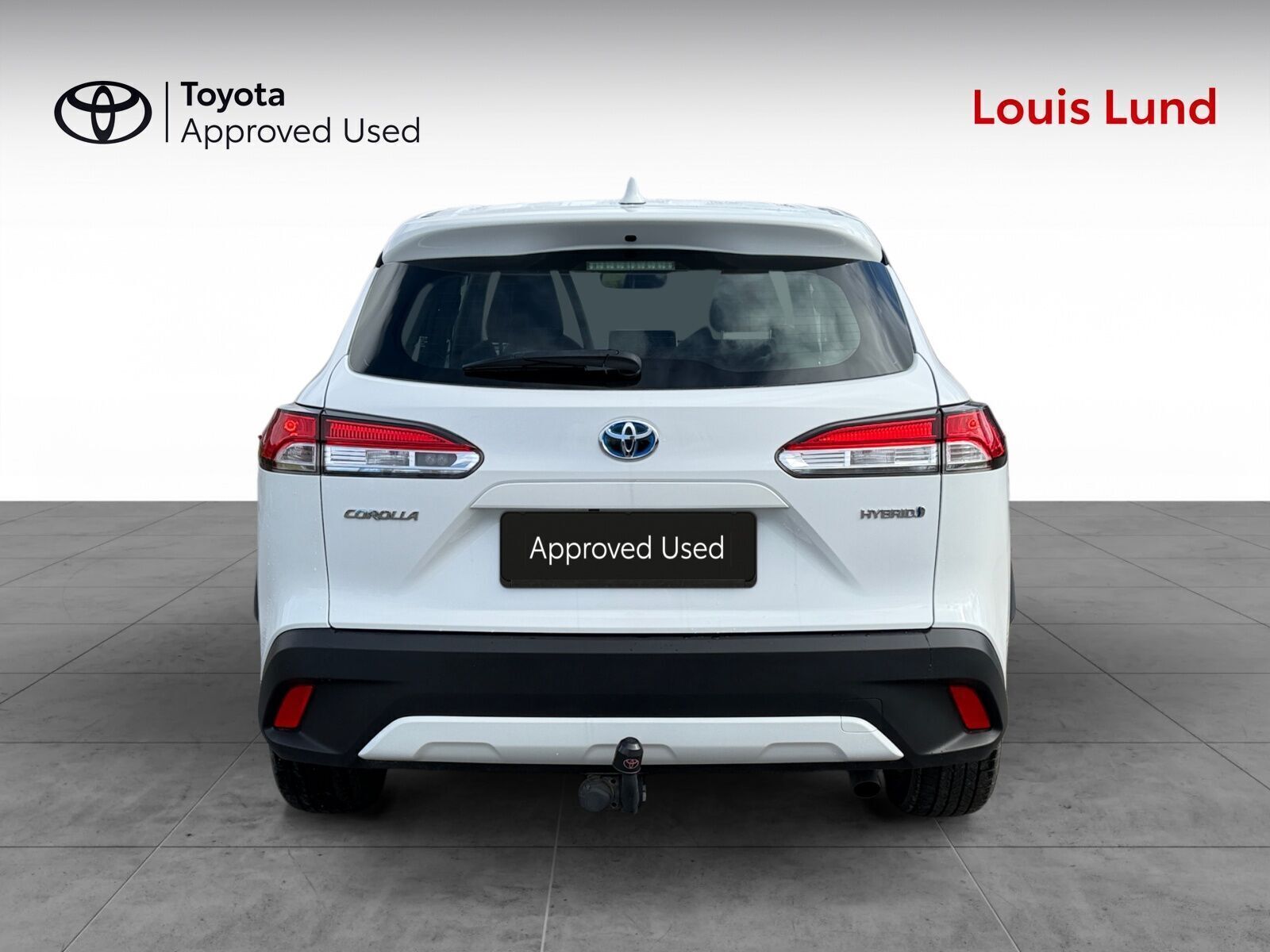 Hvid Toyota Corolla Cross fra 2023