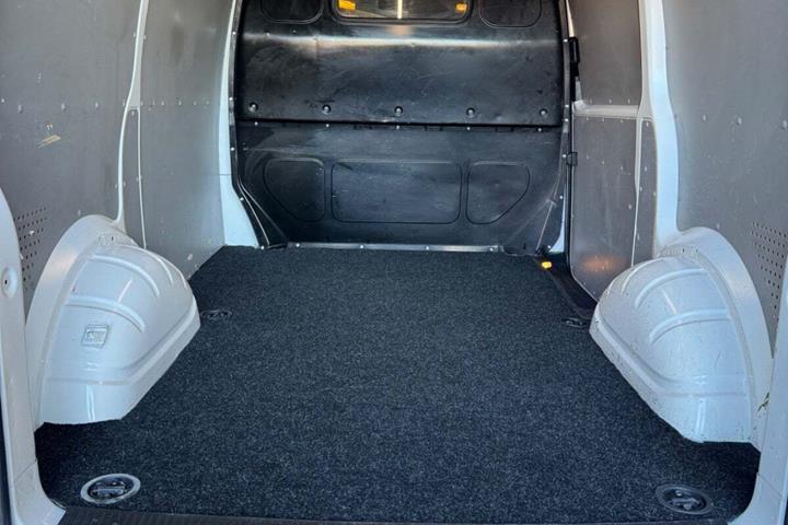 Hvid VW Transporter fra 2019