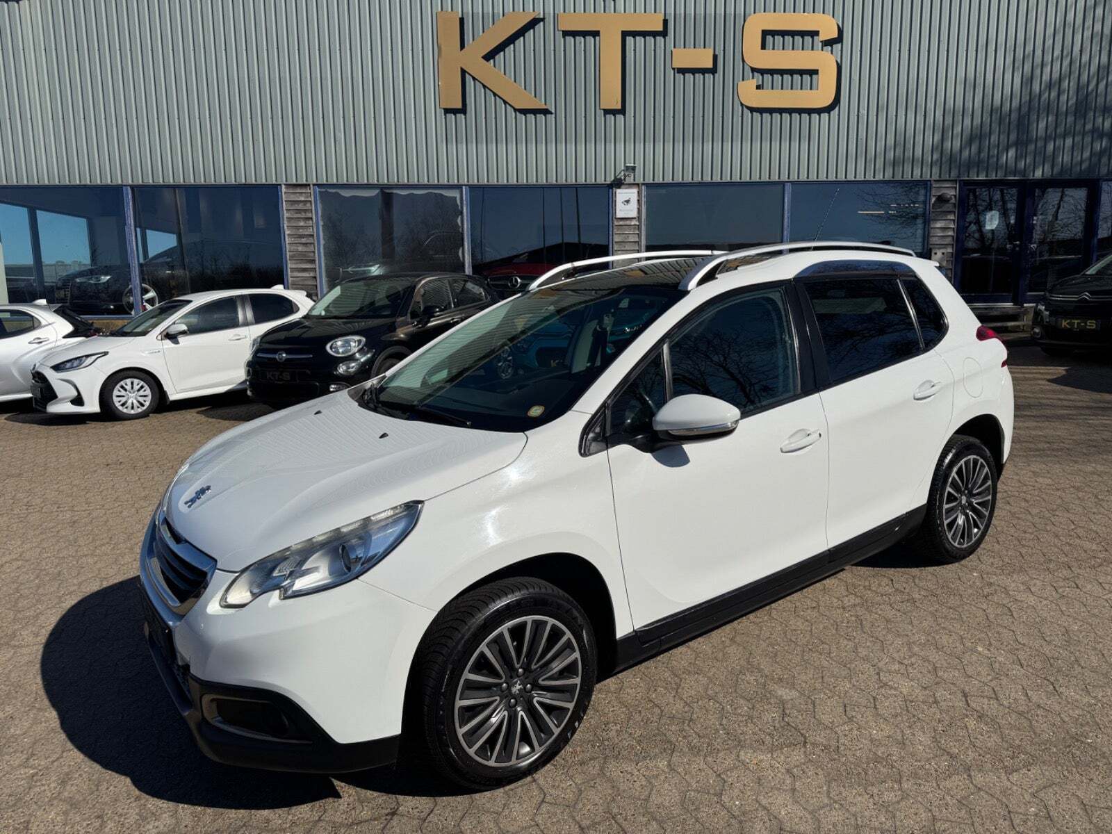 Peugeot 2008 1,6 e-HDi 92 Active Sky