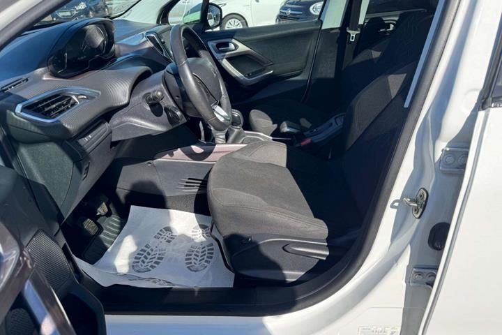 undefined Peugeot 2008 fra 2014