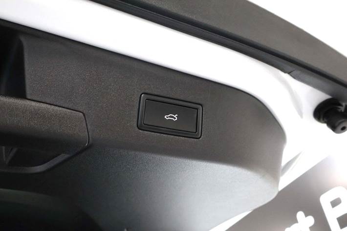 Hvid VW ID.4 fra 2025