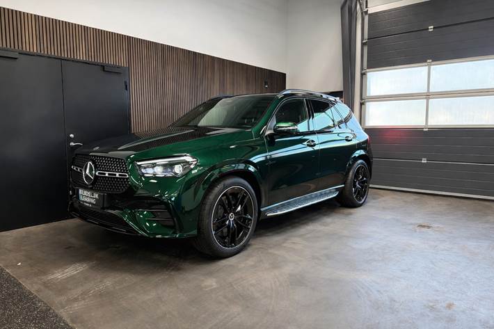 Grøn Mercedes GLE350 de fra 2025