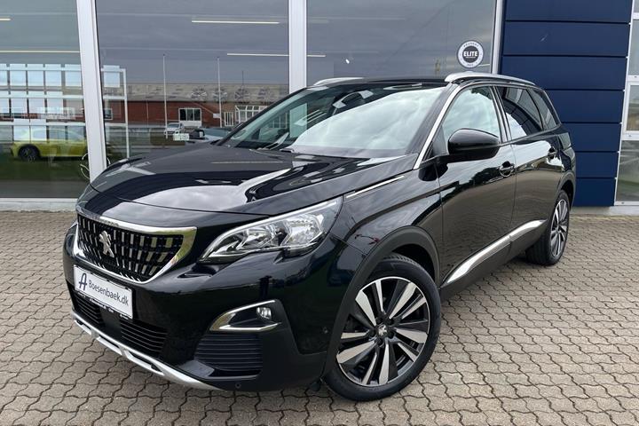 Sort Peugeot 5008 fra 2020