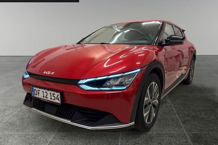 Rød Kia EV6 fra 2022 set udefra