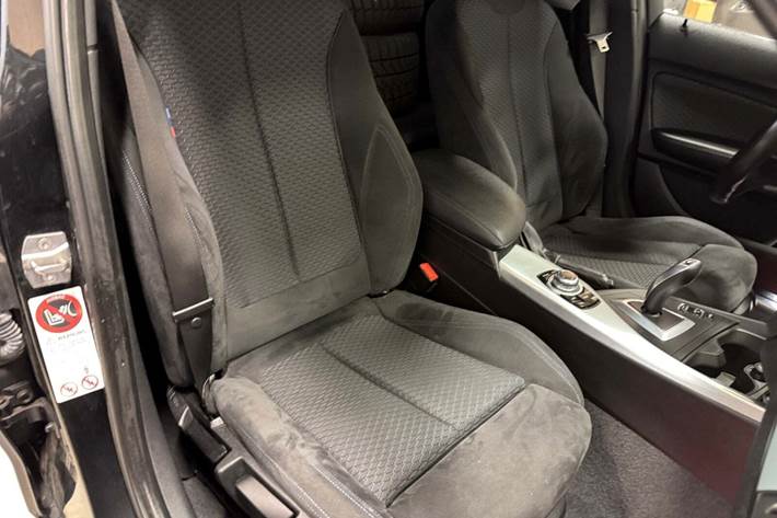 Sort BMW 118d fra 2013