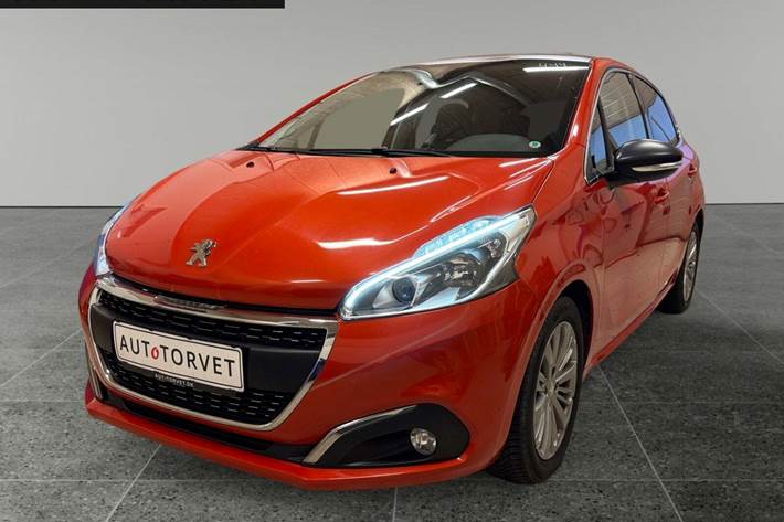 Orange Peugeot 208 fra 2015 set udefra