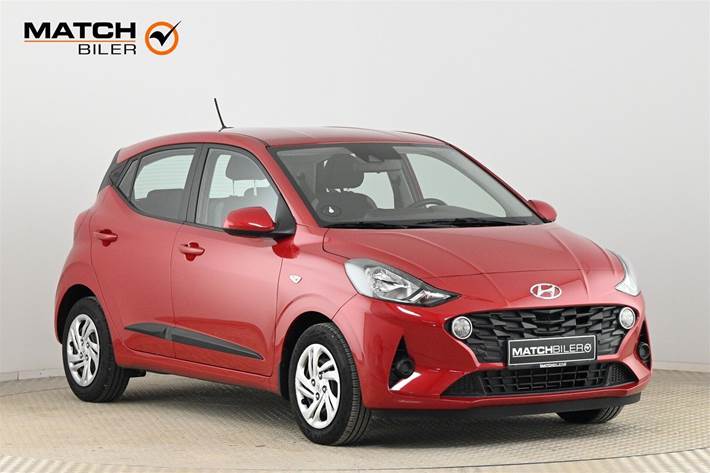 Rød Hyundai i10 fra 2023