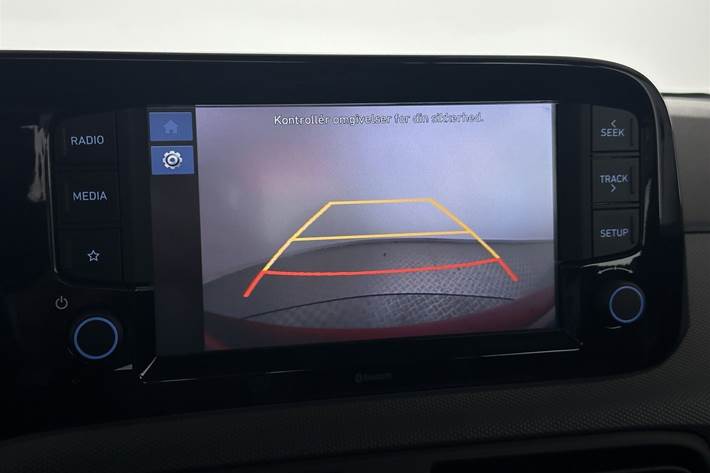 Rød Hyundai i10 fra 2023