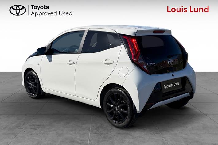 Hvid Toyota Aygo fra 2019