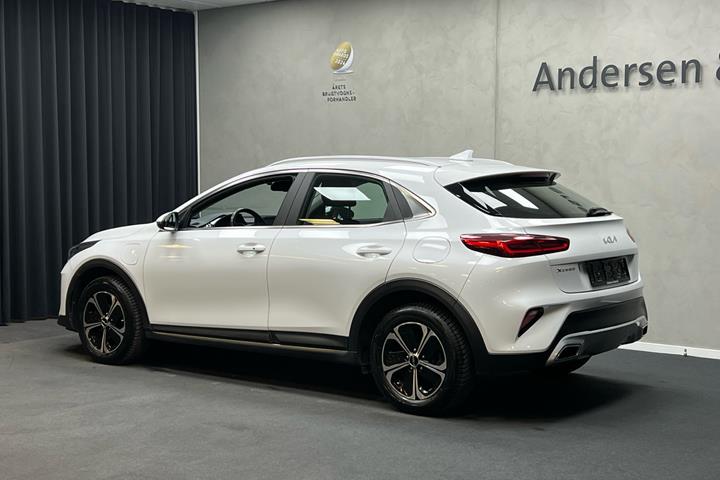 Hvid Kia XCeed fra 2022