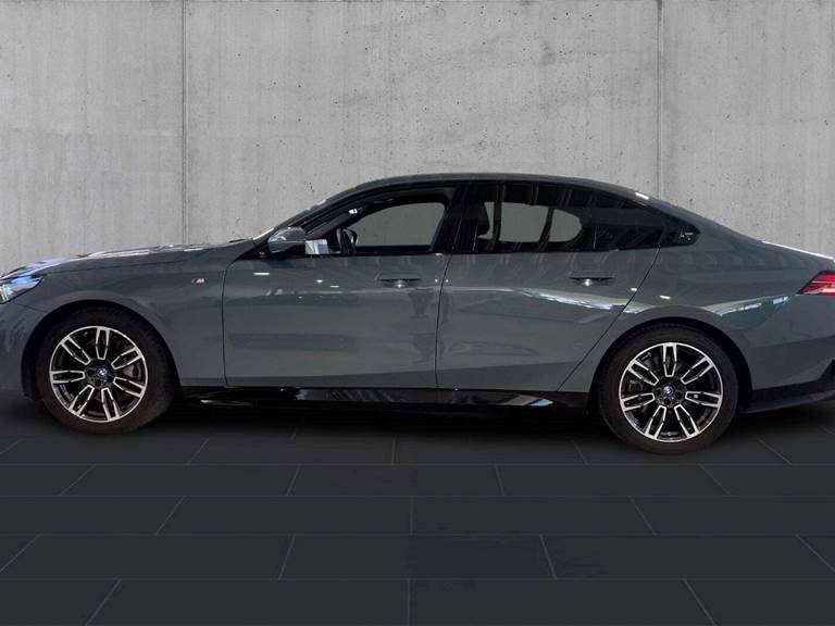 BMW i5 eDrive40 M-Sport