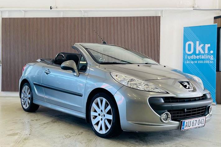 Sølv Peugeot 207 fra 2007