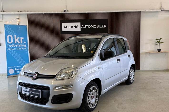 Grå Fiat Panda fra 2012
