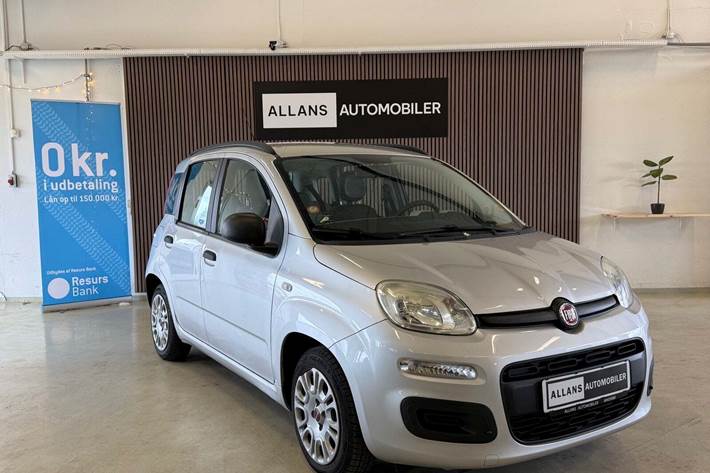 Grå Fiat Panda fra 2012
