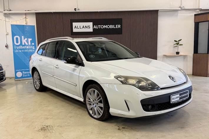 Hvid Renault Laguna III fra 2009