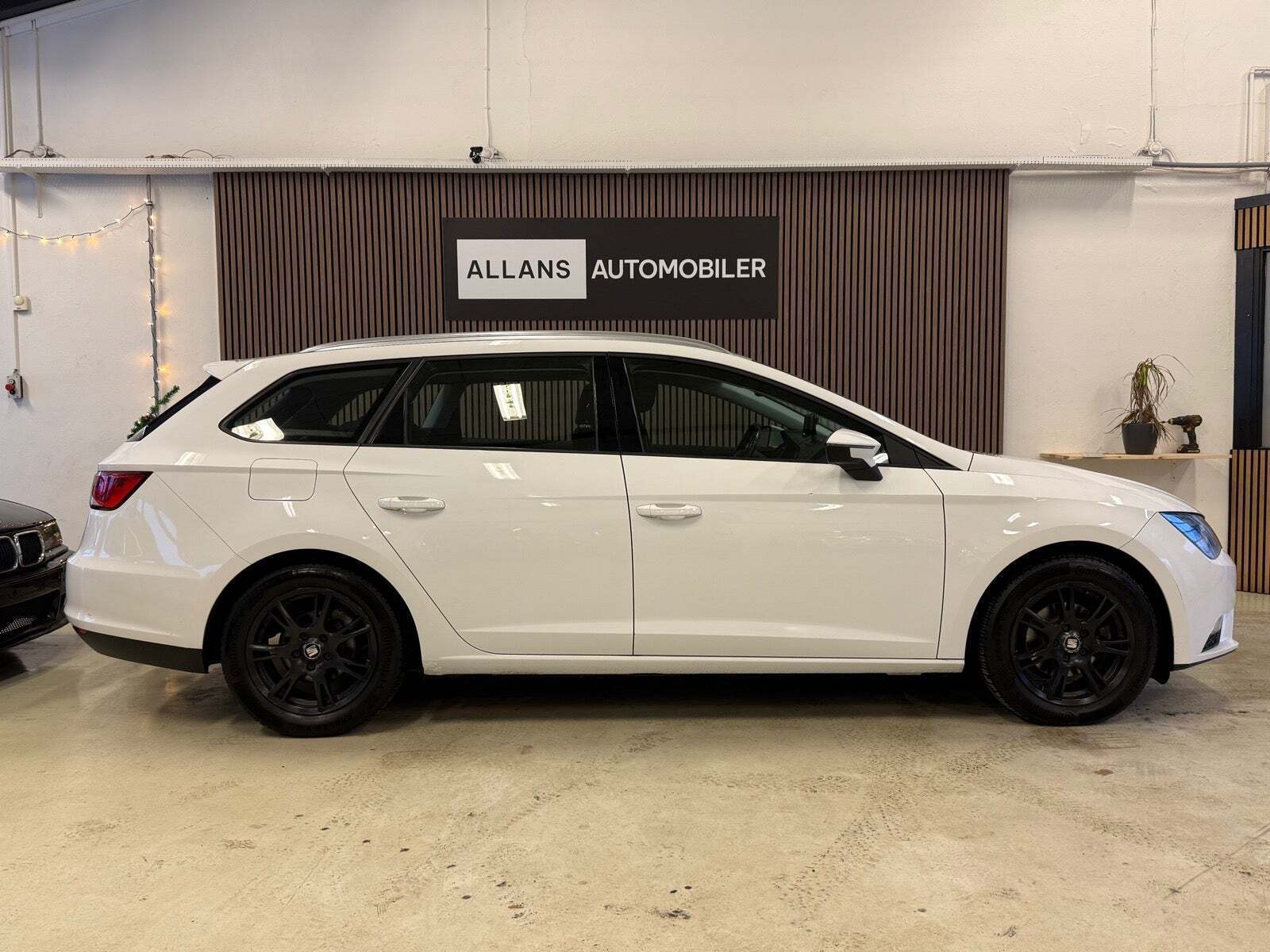 Hvid Seat Leon fra 2016