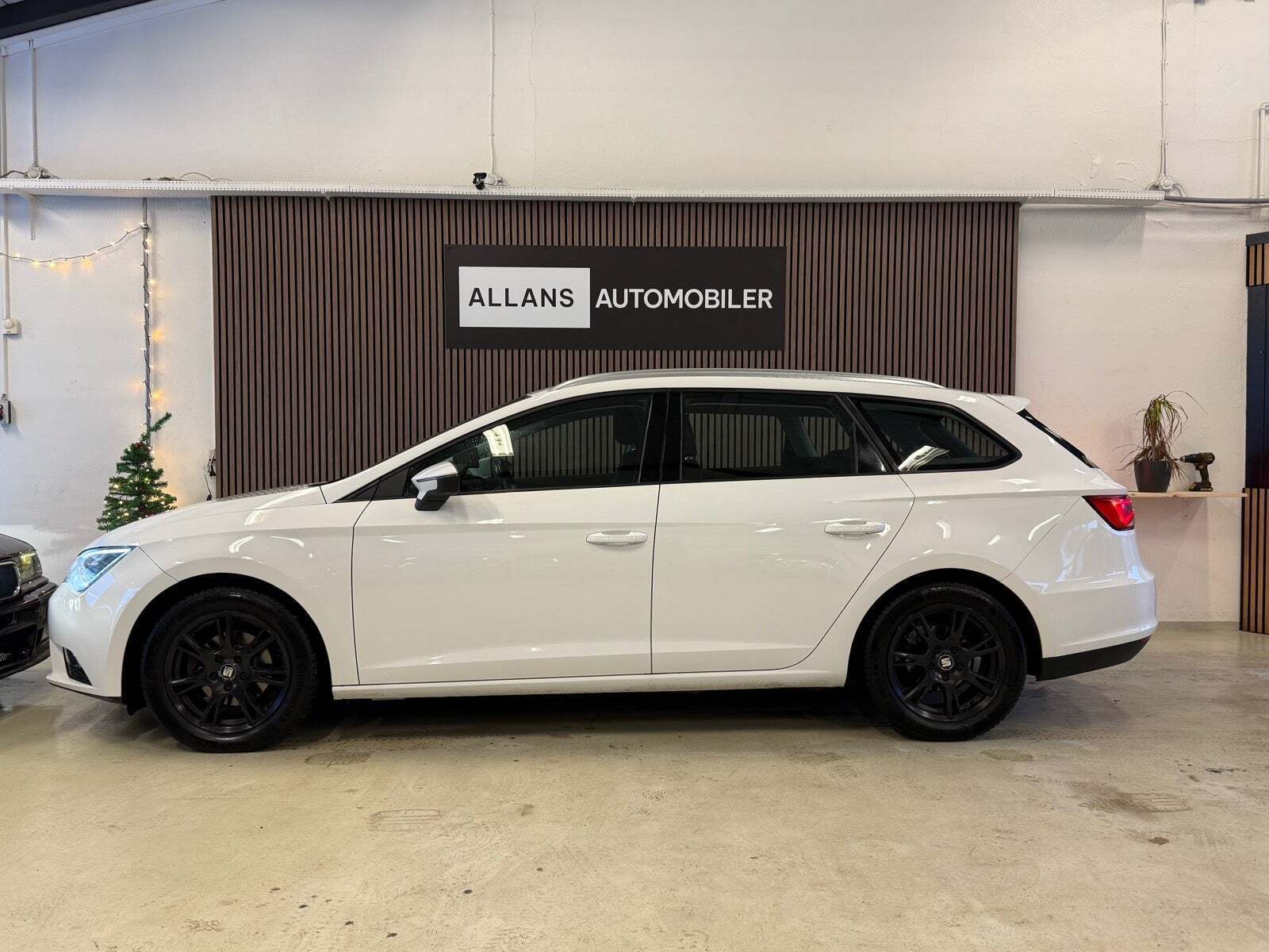 Hvid Seat Leon fra 2016