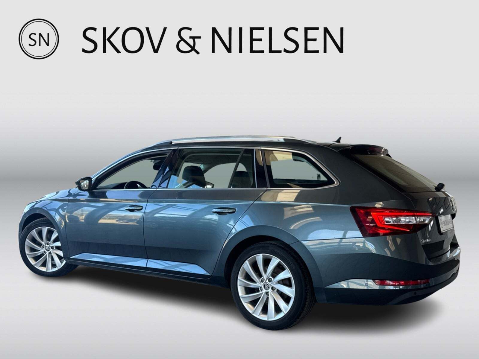 Skoda Superb 2,0 TDi 150 Style Combi DSG