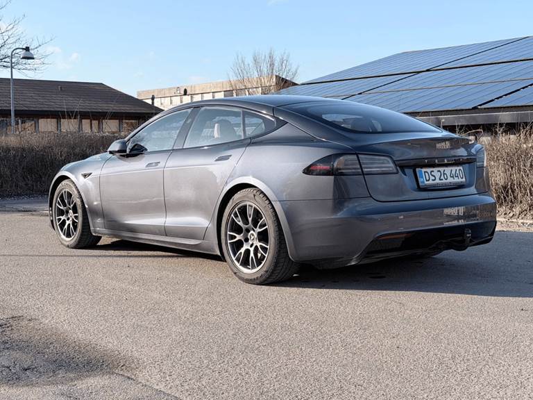 Tesla Model S Long Range AWD
