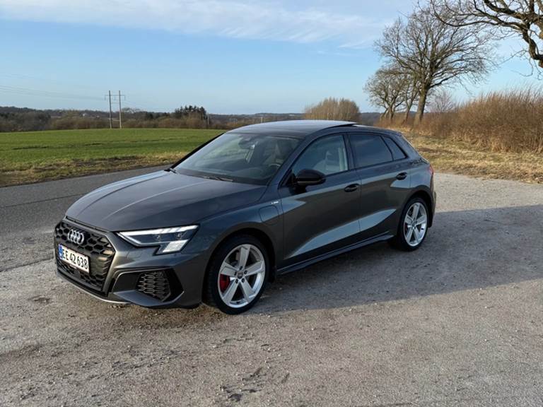 Audi A3 45 TFSi e S-line Sportback S-tr.
