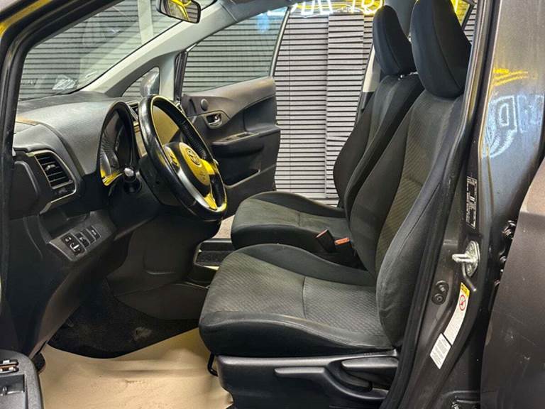 Toyota Verso-S 1,3 VVT-i T2