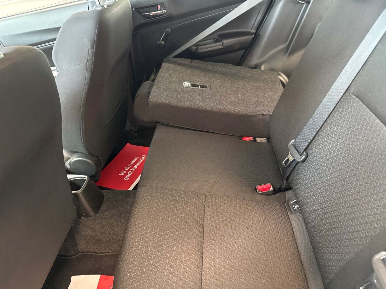 Grå Suzuki Swift fra 2020