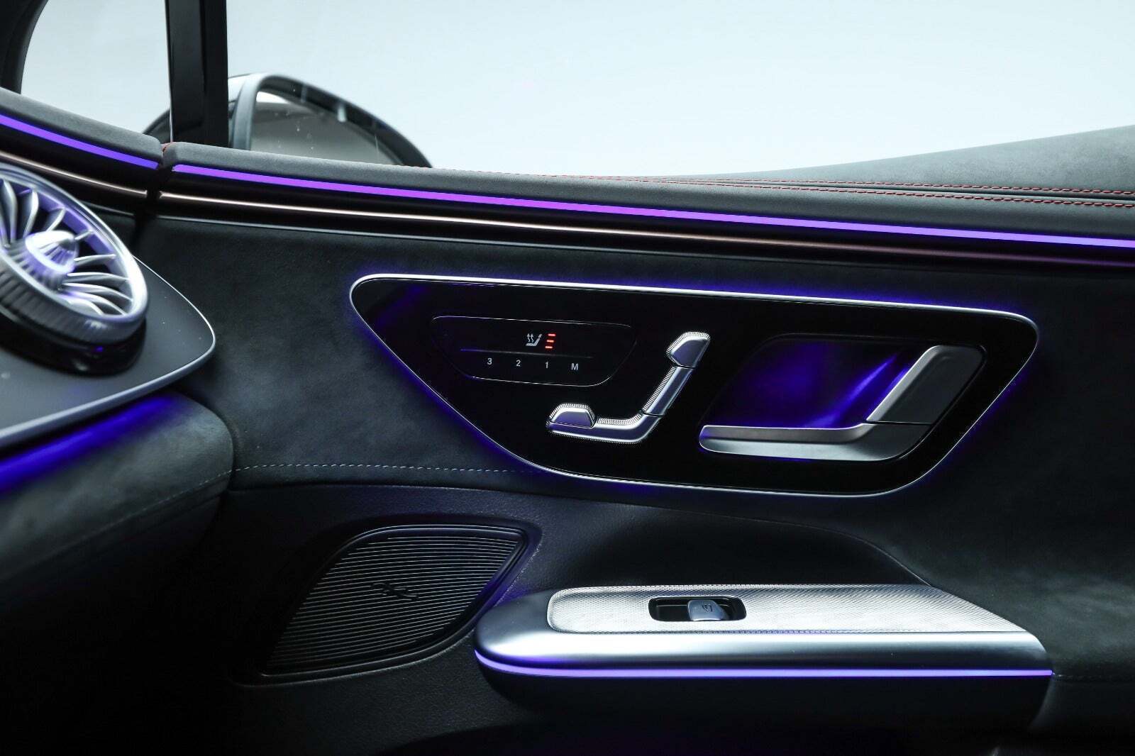 Sort Mercedes EQE350+ fra 2026