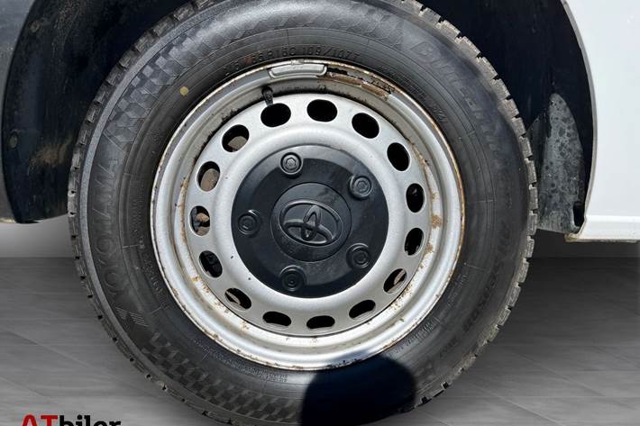 Hvid Toyota ProAce fra 2021