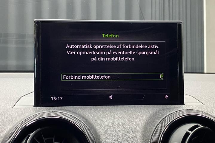 Sølv Audi Q2 fra 2018