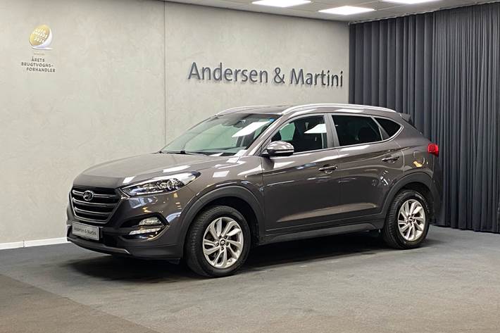 Sort Hyundai Tucson fra 2018 set udefra