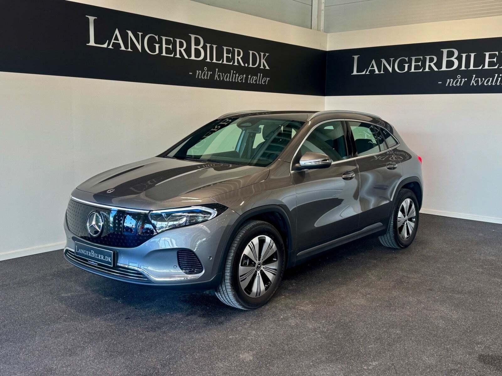 Mercedes EQA300 Progressive 4Matic