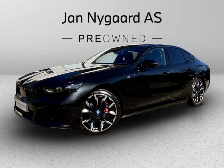 BMW i5 eDrive40 Fully Charged M-Sport