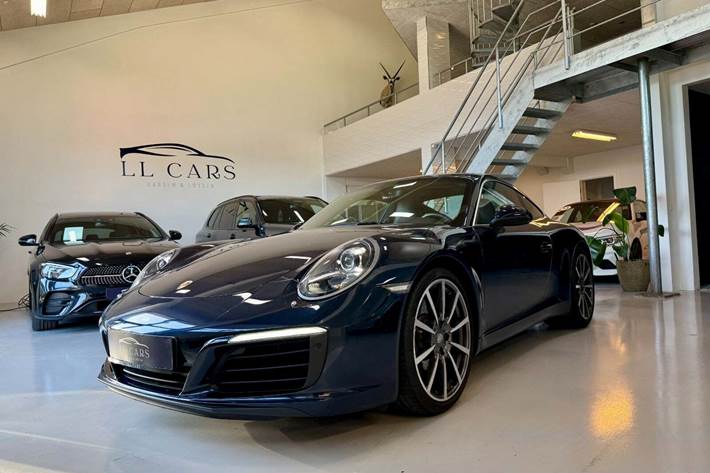 Gul Porsche 911 Carrera S fra 2017