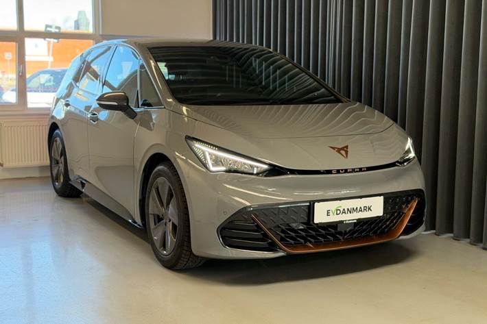 Grå Cupra Born fra 2023