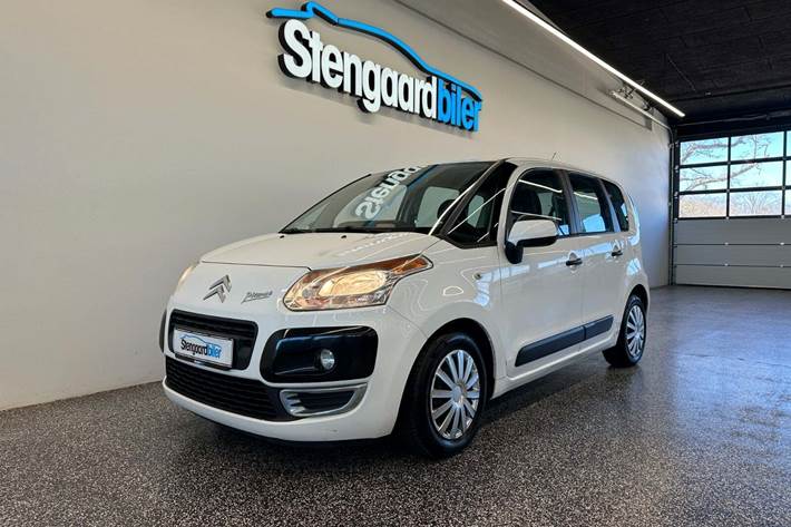 Hvid Citroën C3 Picasso fra 2010 set udefra
