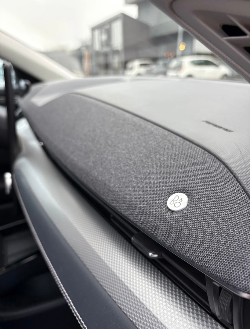 Grå Ford Mustang Mach-E fra 2022