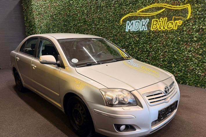 undefined Toyota Avensis fra 2006