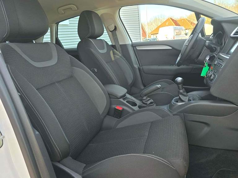 Citroën C4 1,6 BlueHDi 100 Challenge