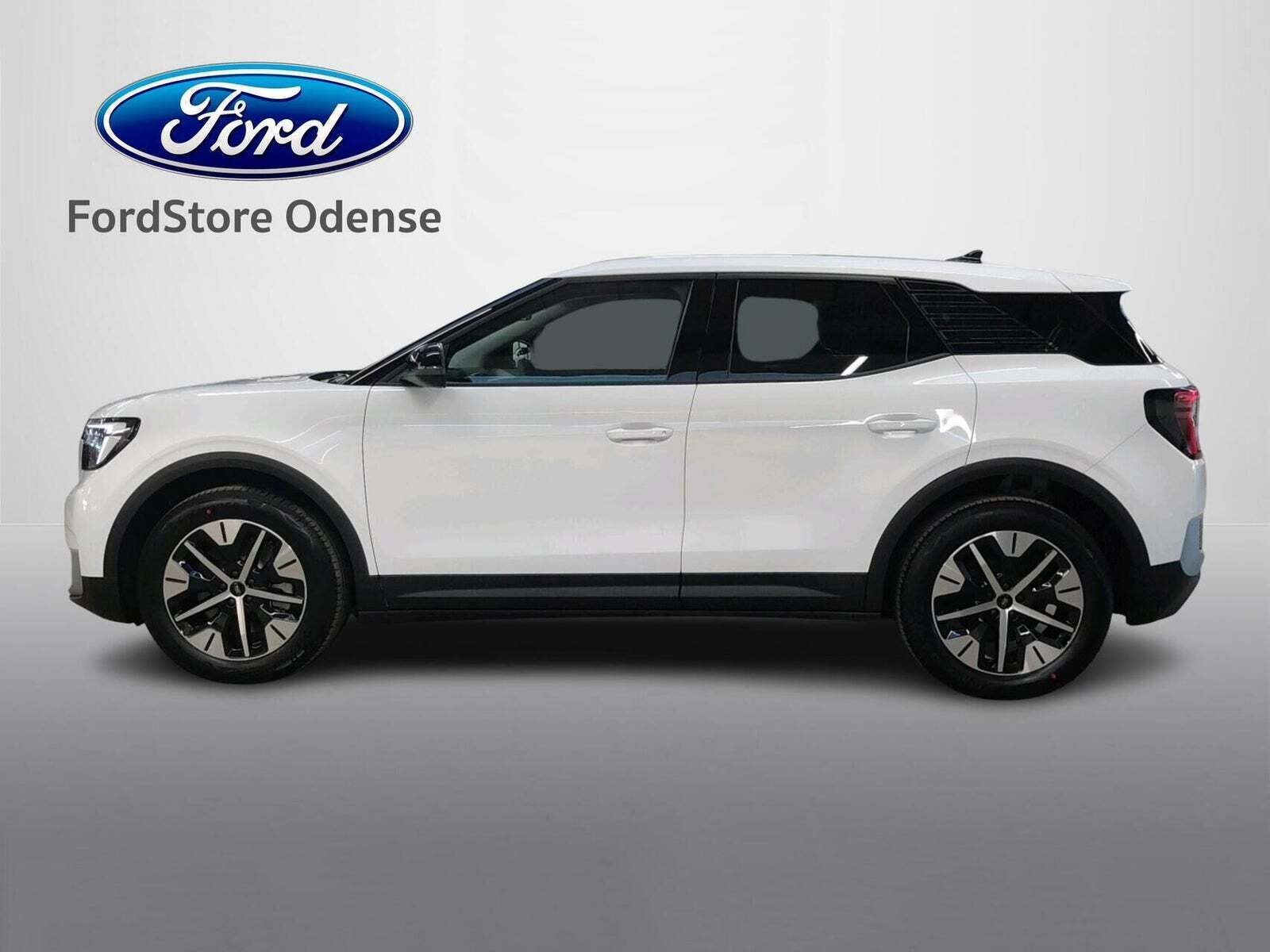 Ford Explorer 77 Select Extended Range