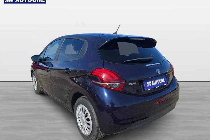 Blå Peugeot 208 fra 2018