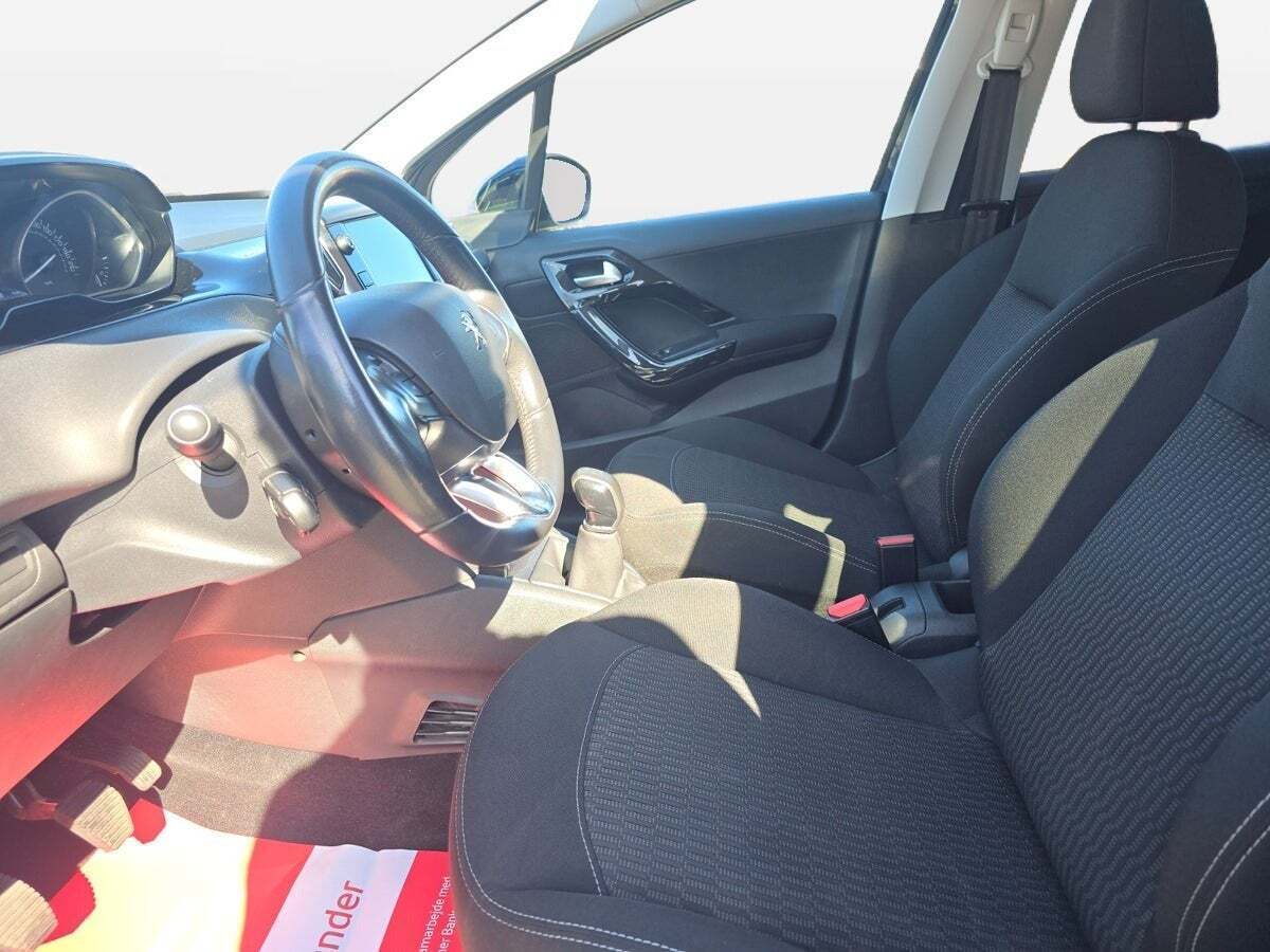 Peugeot 208 1,2 PureTech 82 Envy