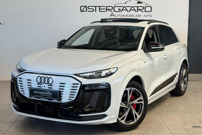 Hvid Audi Q6 e-tron fra 2025