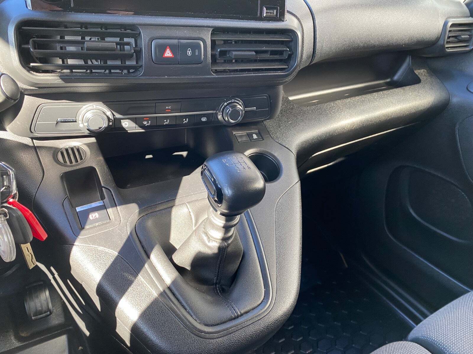 Sort Citroën Berlingo fra 2019