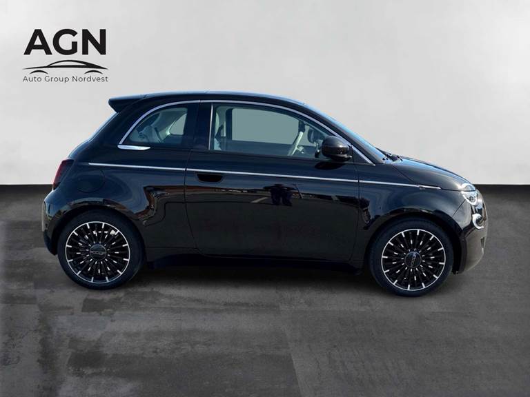 Fiat 500e 42 la Prima