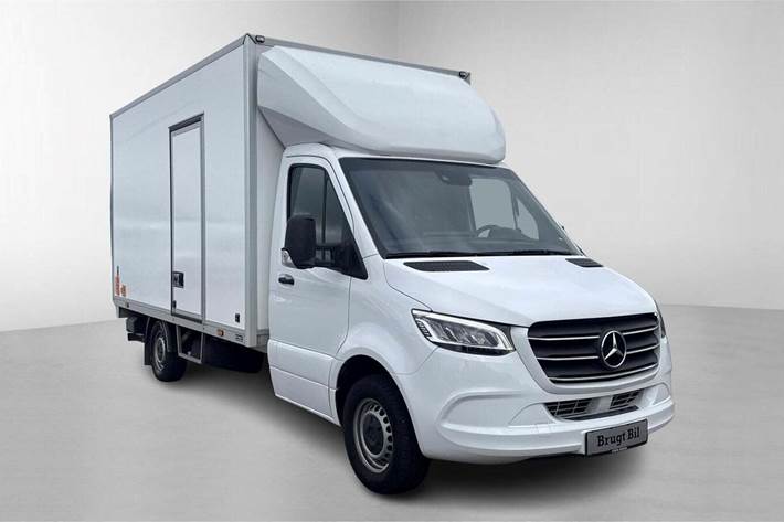 Hvid Mercedes Sprinter 317 fra 2023