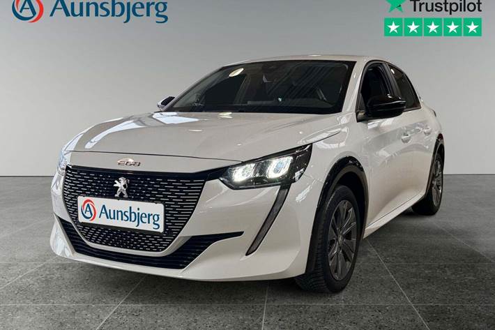 Hvid Peugeot e-208 fra 2022