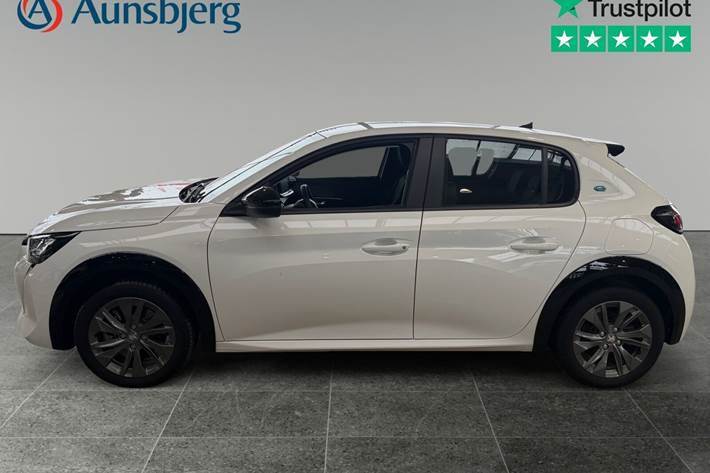 Hvid Peugeot e-208 fra 2022