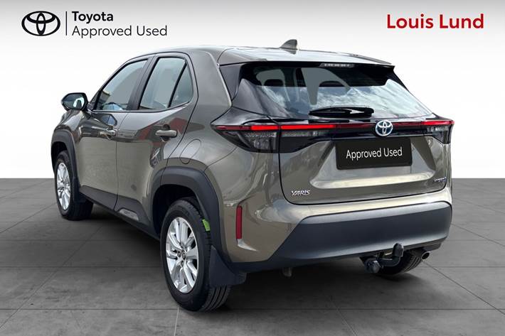 Bronze Toyota Yaris Cross fra 2022