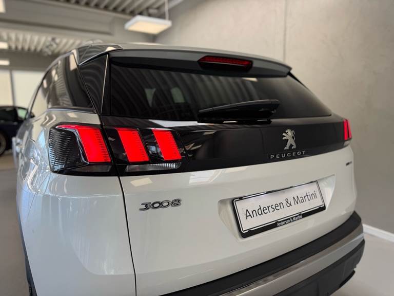 Peugeot 3008 1,6 PureTech Plugin-hybrid Allure LTD EAT8 225HK 5d 8g Aut.
